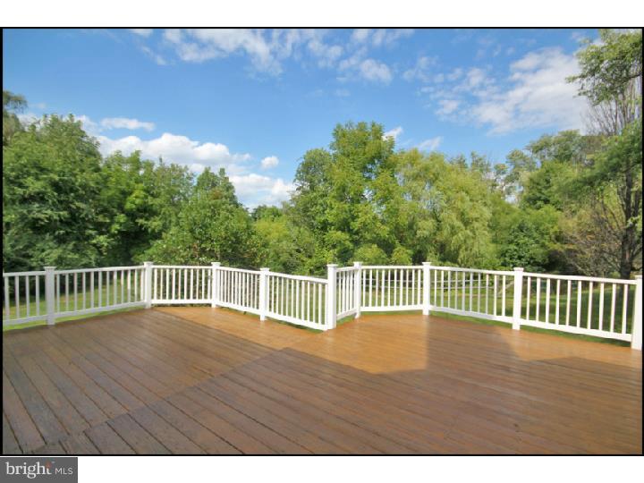 865 Springbank Lane Wayne, PA 19087 - Photo 15 of 25 Deck