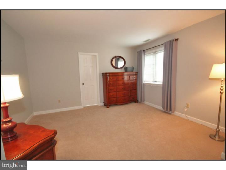 865 Springbank Lane Wayne, PA 19087 - Photo 20 of 25 Bedroom 3