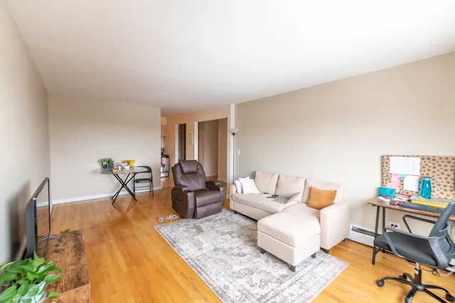 $1,595 | 6619 North Sheridan Road, Unit 505, Chicago, IL 60626