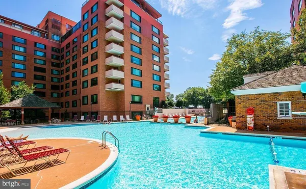$168,500 | 1111 Arlington Boulevard, Unit 329, Arlington, VA 22209