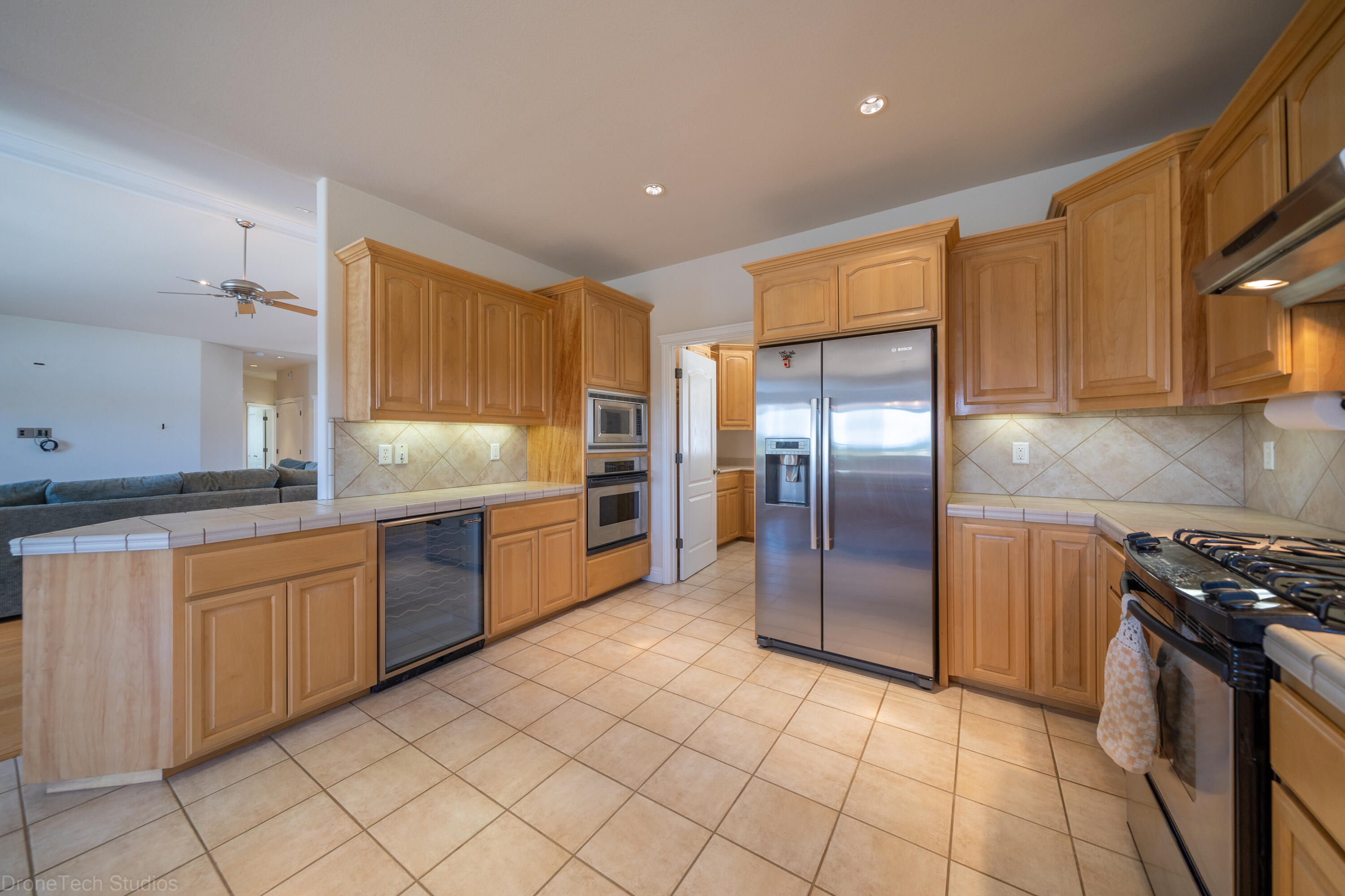 6930 Amber Ridge Drive Anderson, CA 96007 - Photo 13 of 54 6930 Amber Ridge Dr-22
