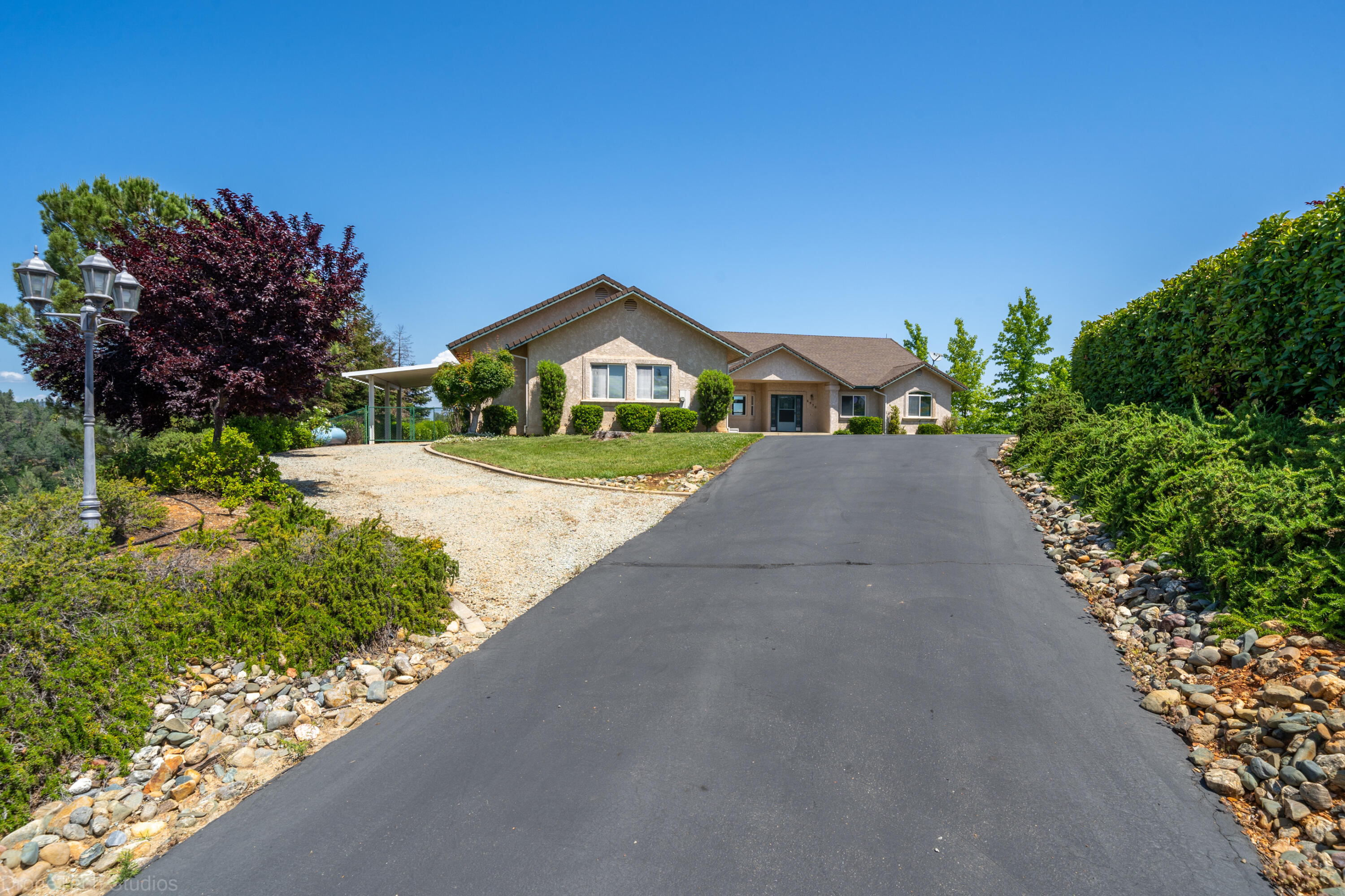 6930 Amber Ridge Drive Anderson, CA 96007 - Photo 3 of 54 6930 Amber Ridge Dr-2