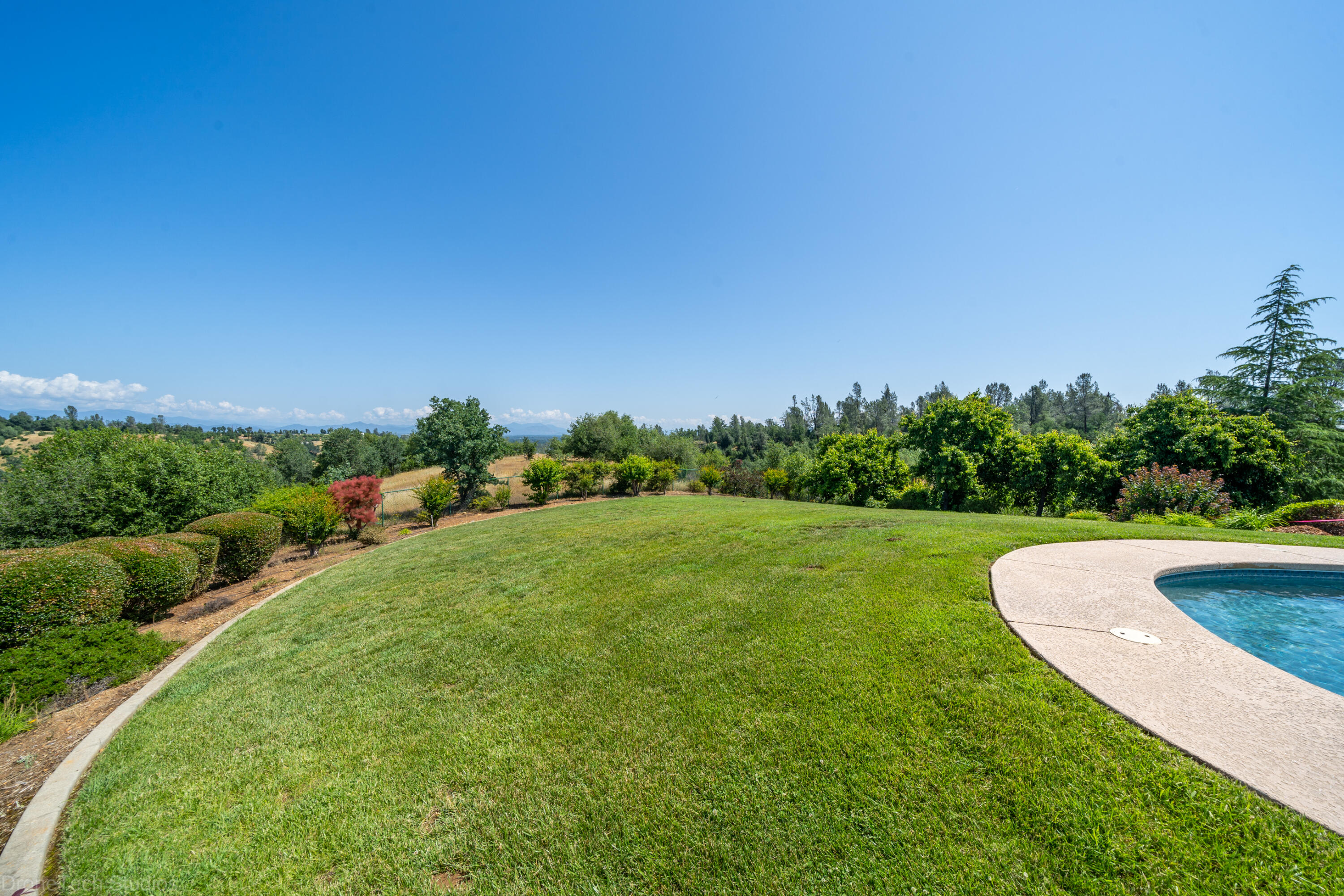 6930 Amber Ridge Drive Anderson, CA 96007 - Photo 41 of 54 6930 Amber Ridge Dr-74