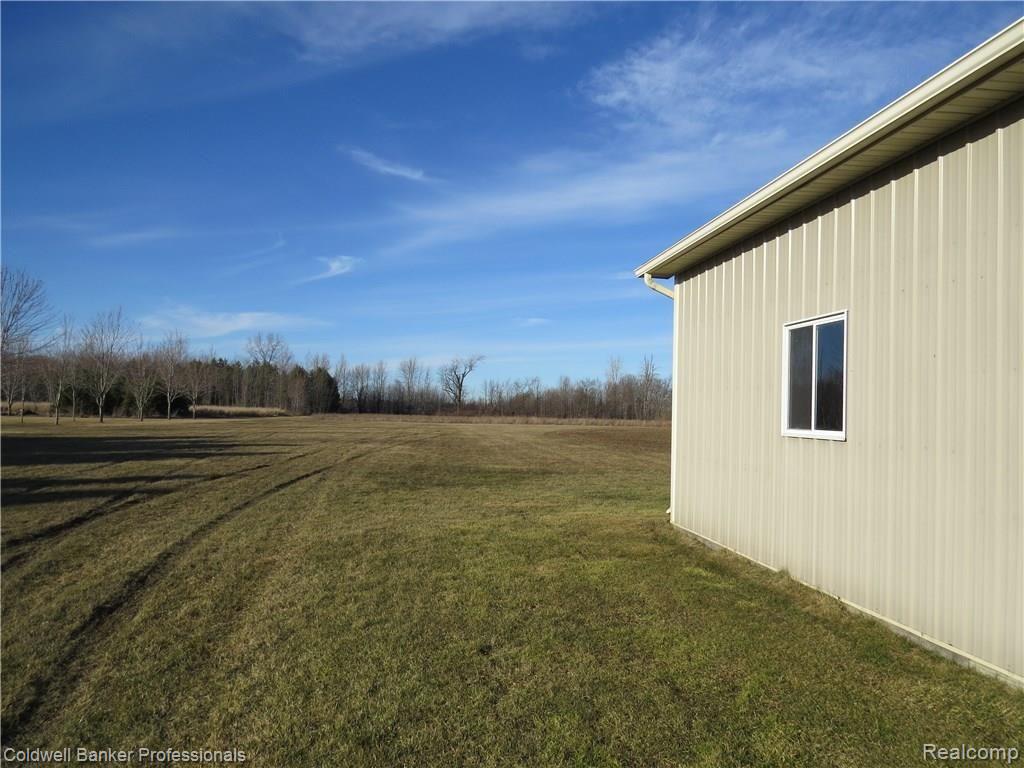 13222 Hough Road Memphis, MI 48041 - Photo 20 of 72 img_4305.jpg