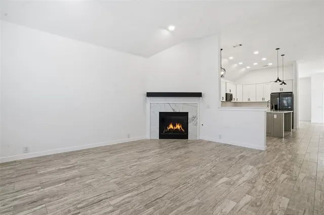 $2,895 | 7040 Alcala, Grand Prairie, TX 75054