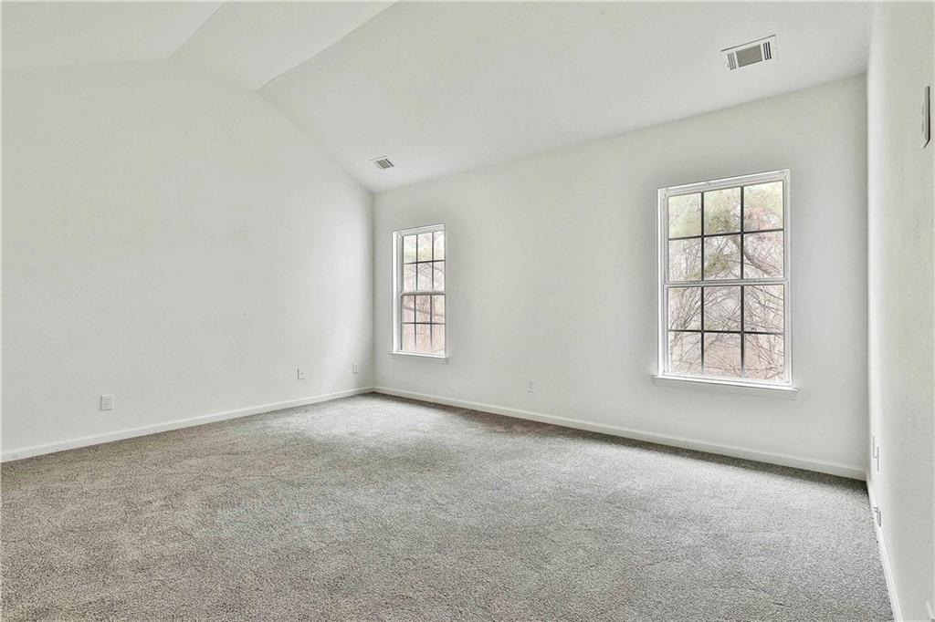 4605 Raven Wood Loop Union City, GA 30291 - Photo 20 of 24 an empty room with windows