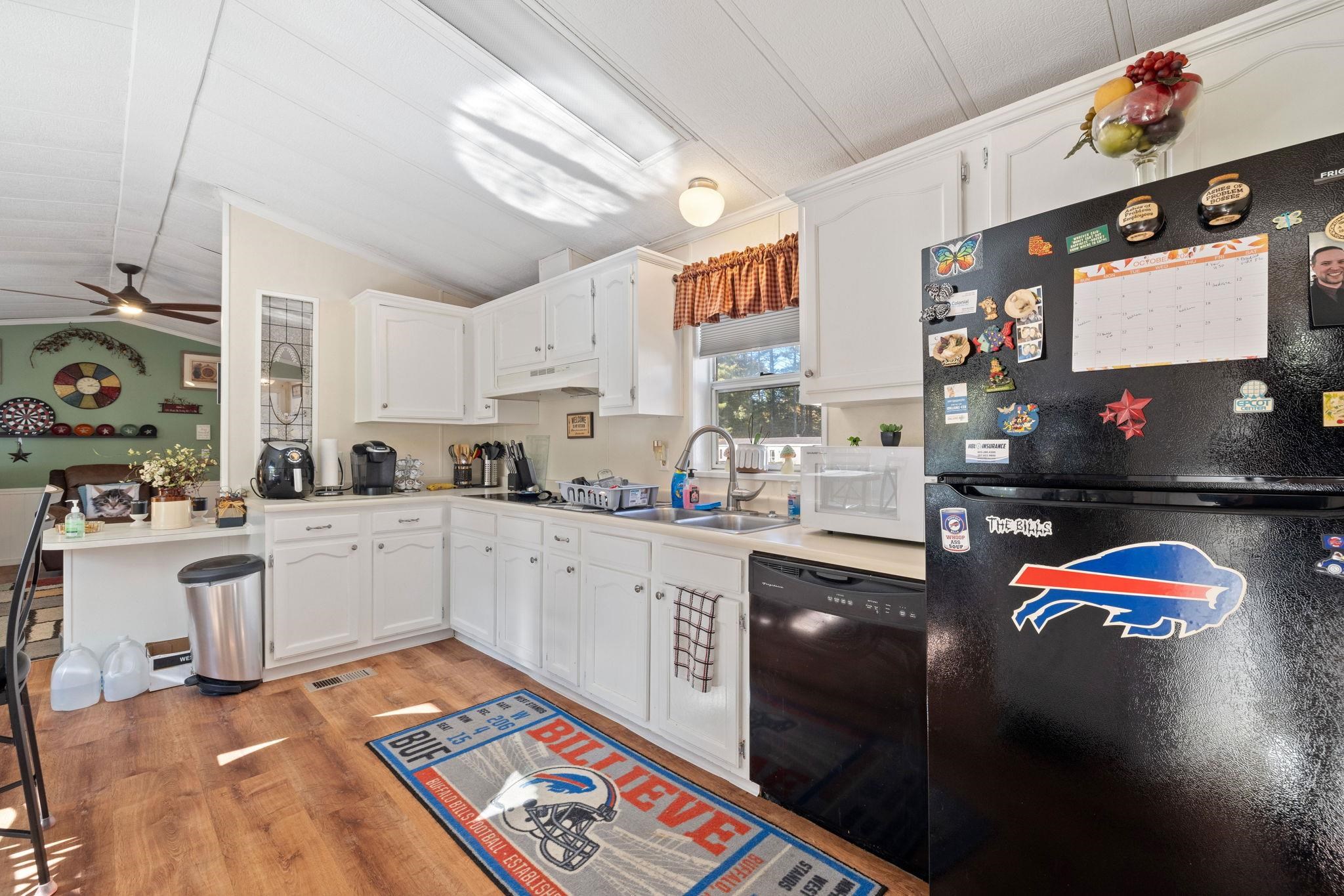 85 Gooseberry Circle Rochester, NH 03867 - Photo 3 of 49