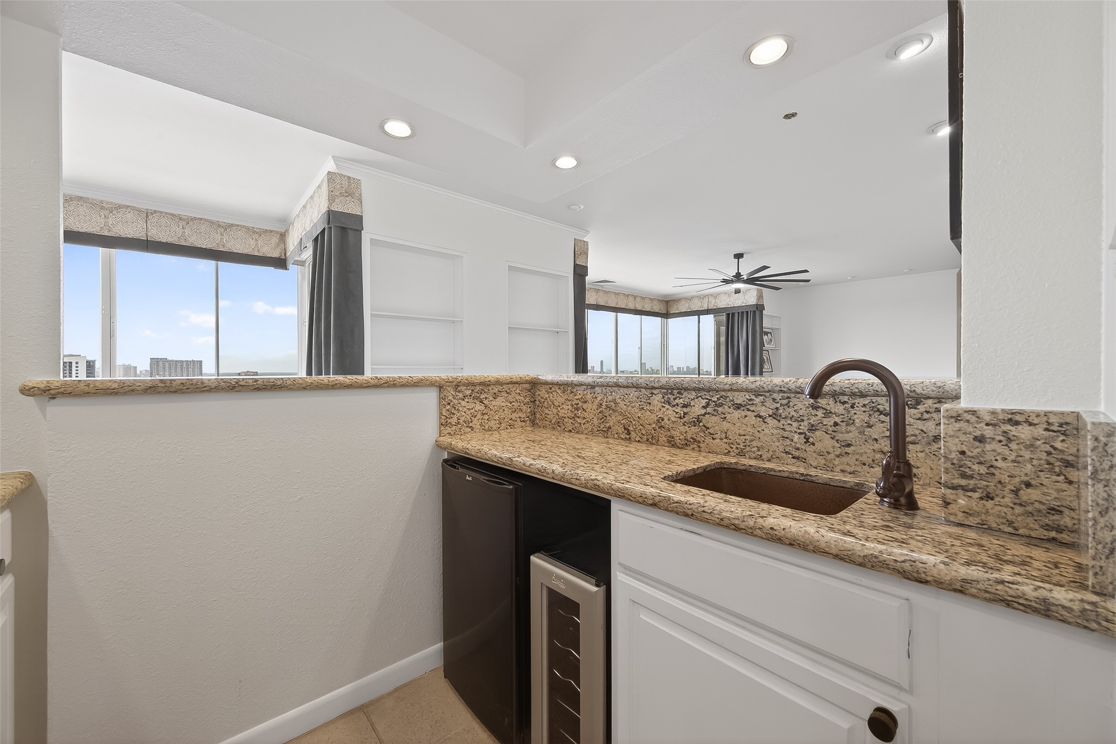 2016 Main Street, Unit 3 Houston, TX 77002 - Photo 9 of 36 Wet Bar with Mini Fridge and Wine Cooler