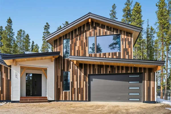 a front view of a house