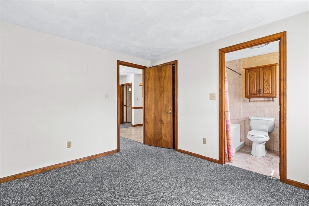 35 Wilmington Road Burlington, MA 01803 - Photo 17 of 41 Gallery Image 17