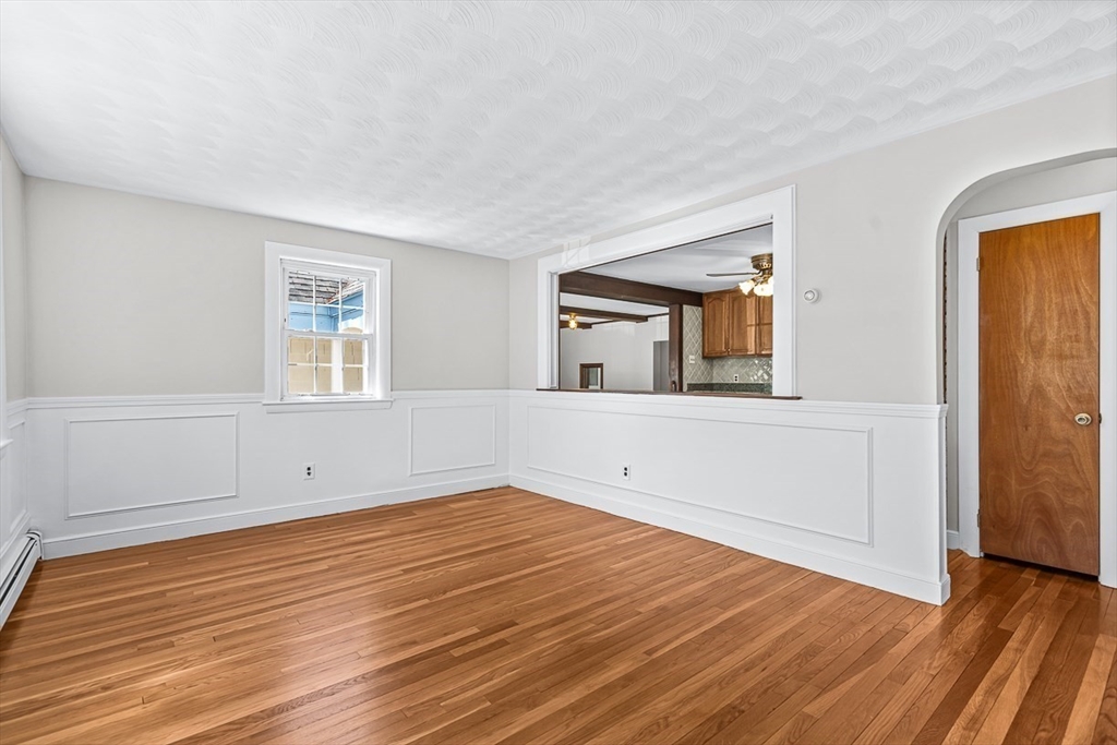 35 Wilmington Road Burlington, MA 01803 - Photo 8 of 41 Gallery Image 8
