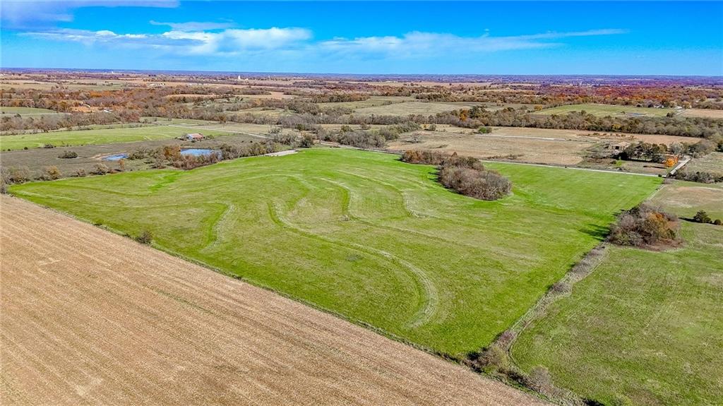 342 Southwest 701st Road Centerview, MO 64019 - Photo 13 of 38
