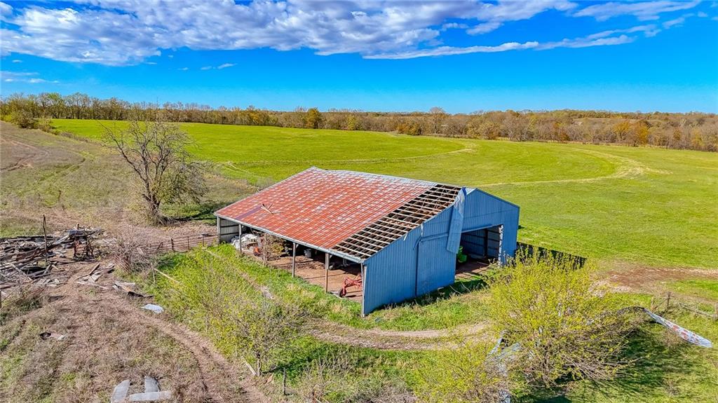 342 Southwest 701st Road Centerview, MO 64019 - Photo 35 of 38