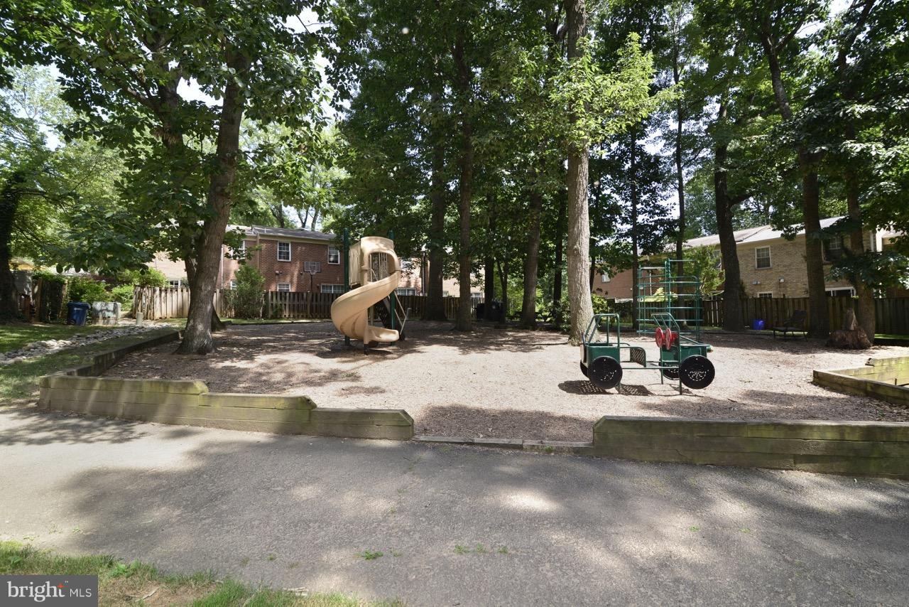 2252 Gunsmith Square Reston, VA 20191 - Photo 28 of 28 Community