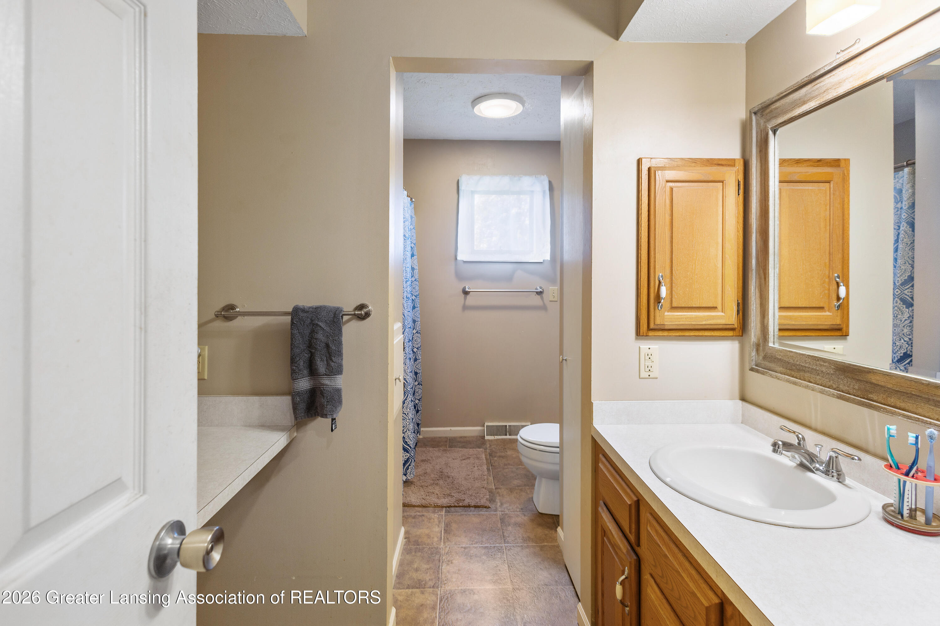 1222 West Herbison Road Dewitt, MI 48820 - Photo 26 of 47 HERBISON-38