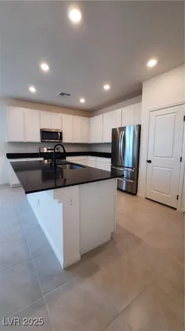 $2,345 | 9084 Marigold Crk Street, Las Vegas, NV 89113