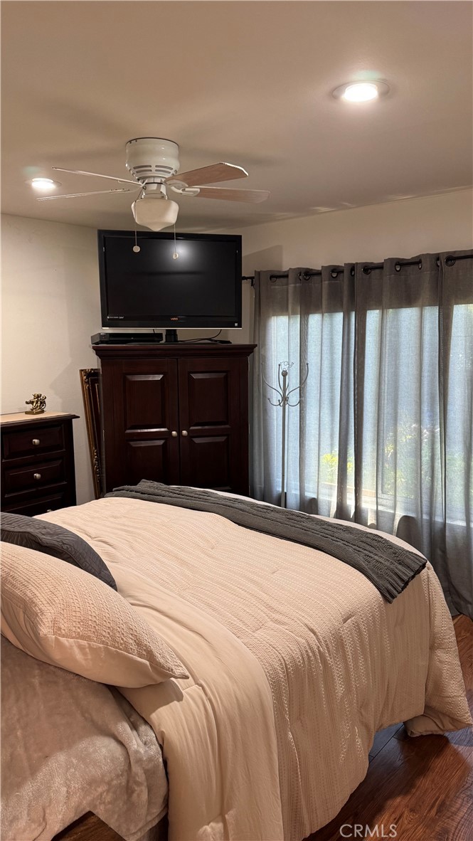 3942 Lecont Court Simi Valley, CA 93063 - Photo 9 of 22