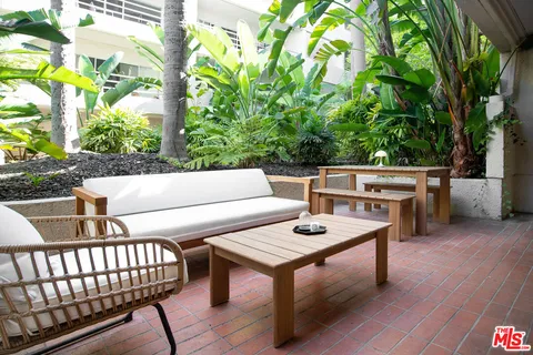 a view of outdoor space yard and patio
