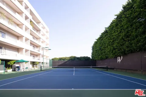 a view of a tennis court
