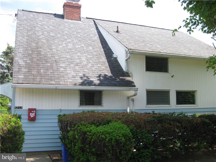 3212 Holyoke Road Philadelphia, PA 19114 - Photo 1 of 22 Exterior Front