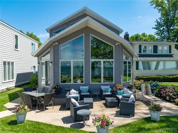 $1,100,000 | 12765 Beach Avenue, Hanover, NY 14136