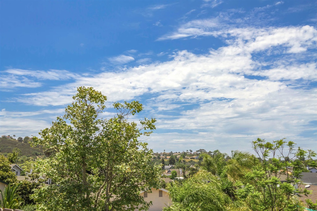 3517 Windsor Road Oceanside, CA 92056 - Photo 4 of 25
