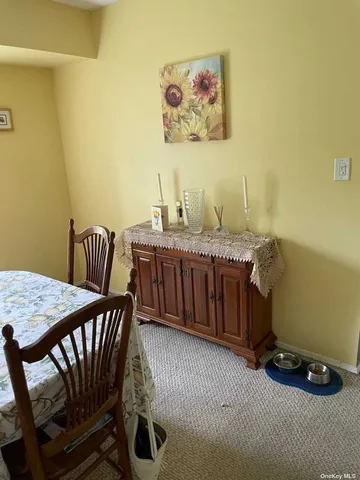 $2,475 | 6 Boulder Court, Coram, NY 11727