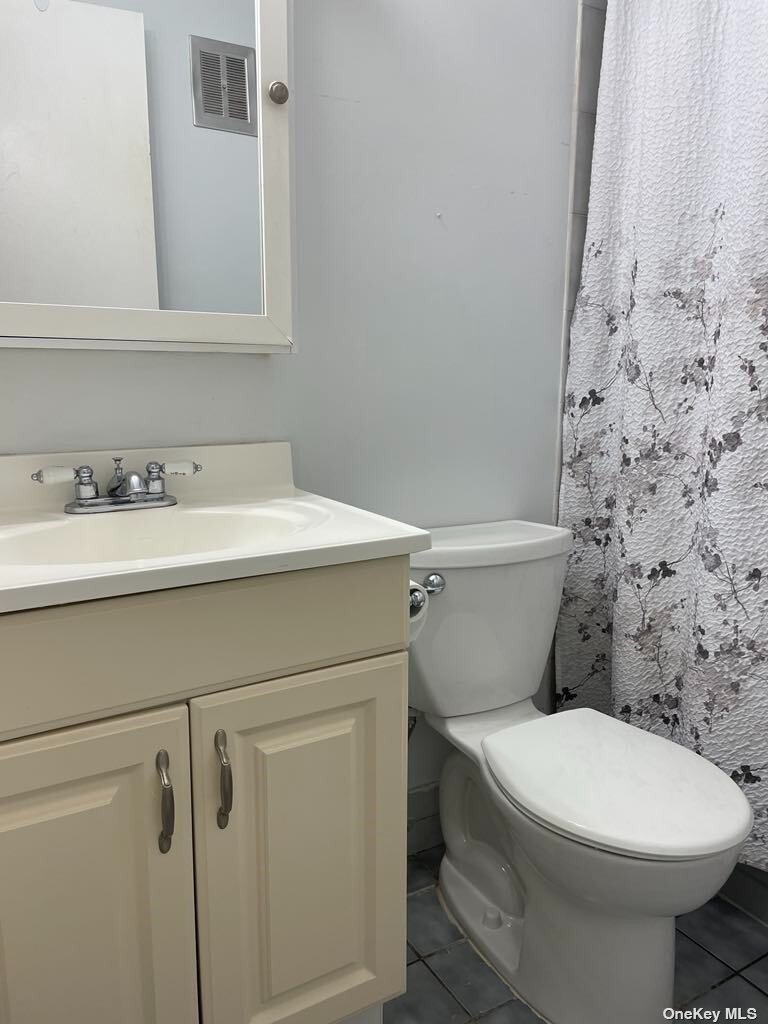 6 Boulder Court Coram, NY 11727 - Photo 12 of 19