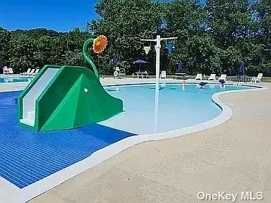 $2,475 | 6 Boulder Court, Coram, NY 11727