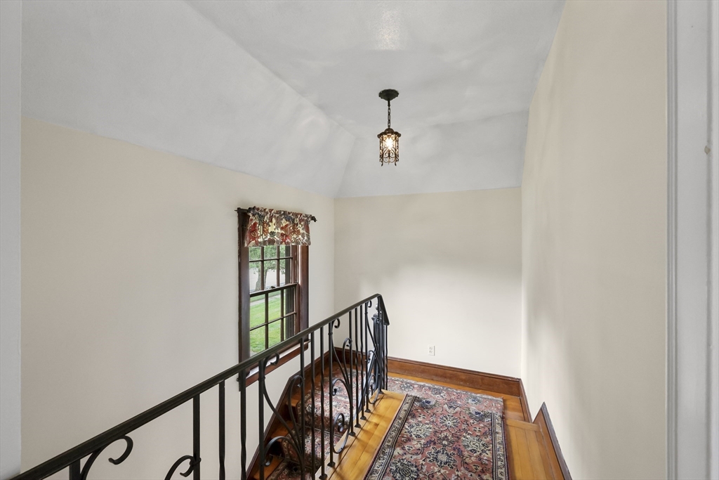 19 Harwich Road Longmeadow, MA 01106 - Photo 15 of 36