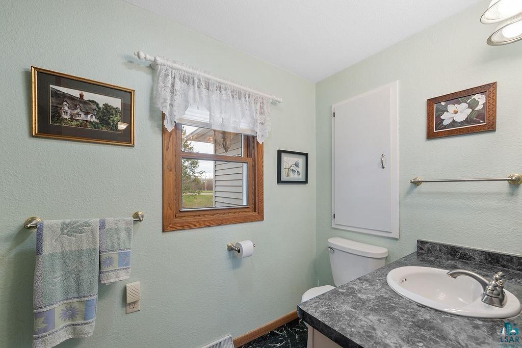 177 Wagon Road Esko, MN 55733 - Photo 25 of 61