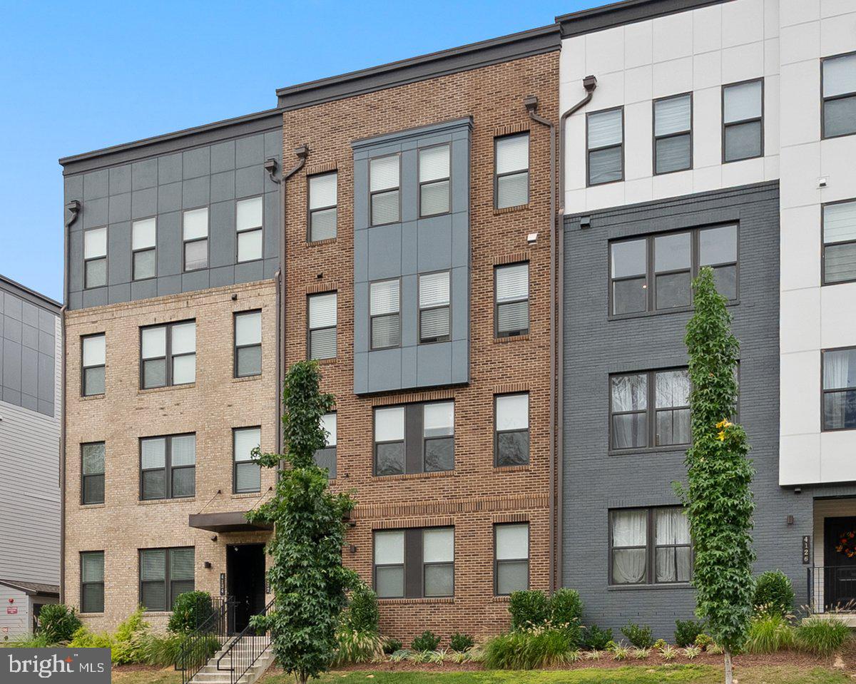 4128 Legato Road, Unit 53 Fairfax, VA 22033 - Photo 3 of 39 a front view of a building