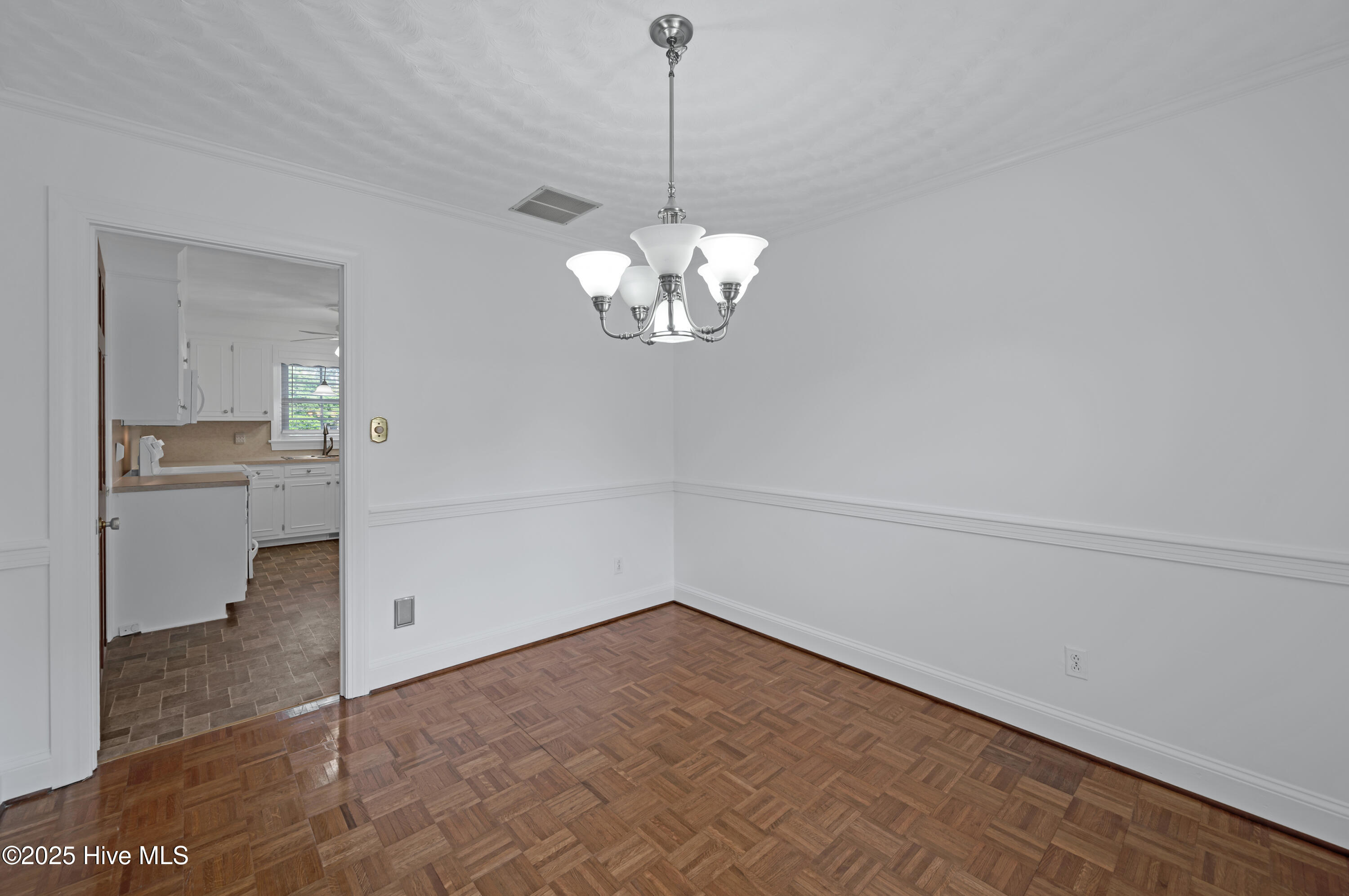 311 Prince Road Greenville, NC 27858 - Photo 17 of 52 Formal Dining Room 11'-3"x10'-0