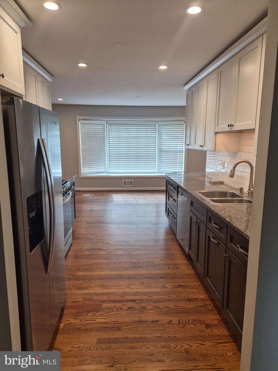 2136 Edgewater Parkway Silver Spring, MD 20903 - Photo 5 of 10 Gallery Image 5