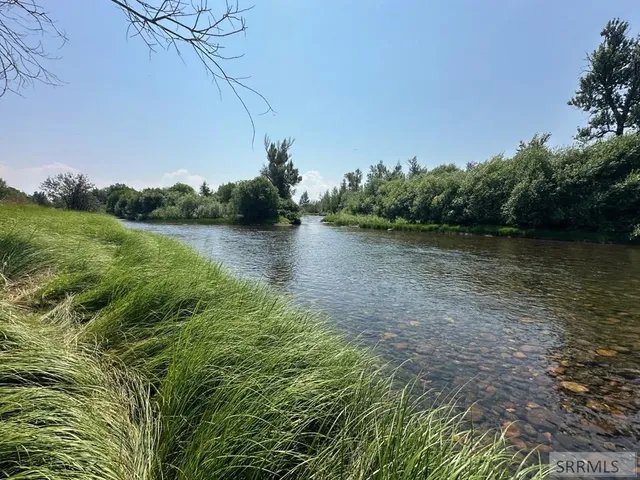 $300,000 | 3060 River Drive, Ashton, ID 83420