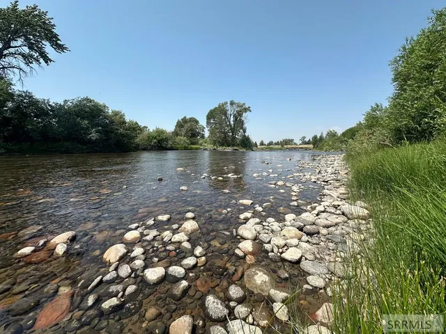 $300,000 | 3060 River Drive, Ashton, ID 83420