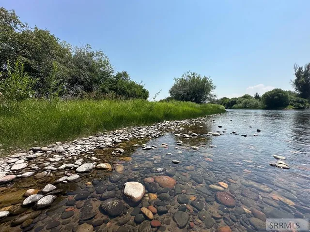 $300,000 | 3060 River Drive, Ashton, ID 83420