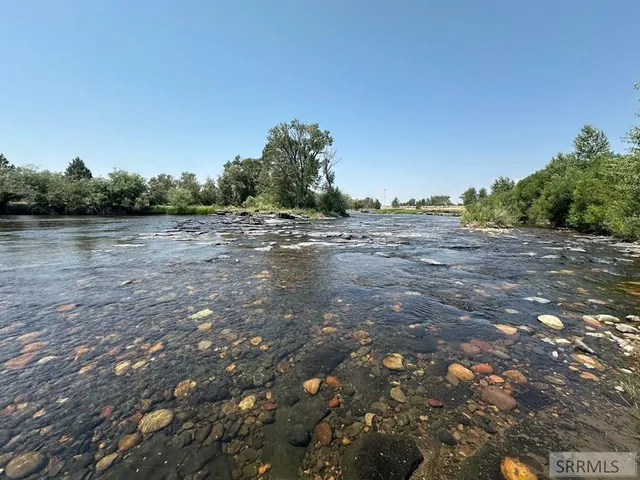 $300,000 | 3060 River Drive, Ashton, ID 83420