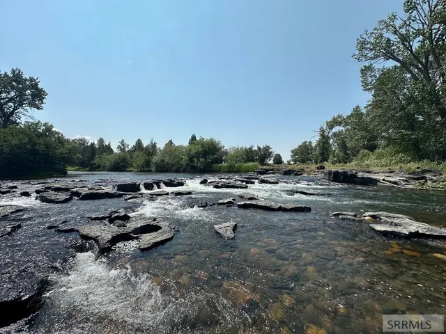 $300,000 | 3060 River Drive, Ashton, ID 83420