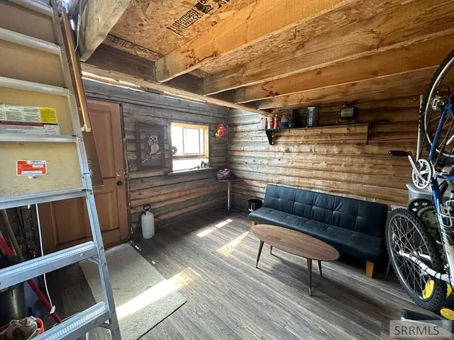 $300,000 | 3060 River Drive, Ashton, ID 83420