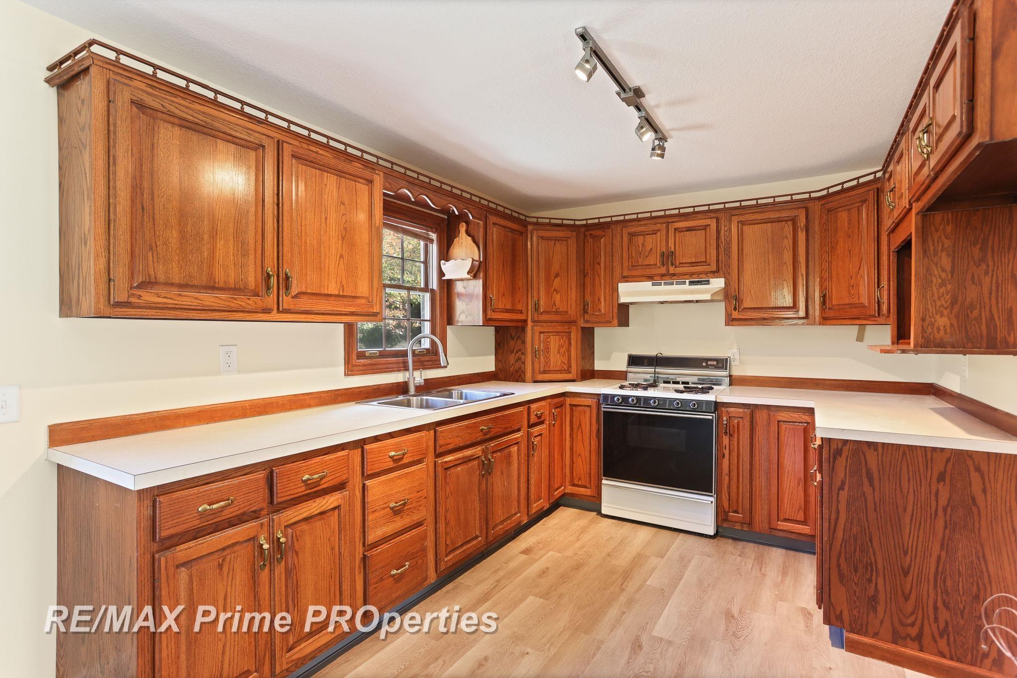 5285 Brown Road Millington, MI 48746 - Photo 11 of 61
