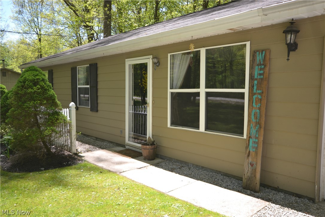 18570 Shaw Road Chagrin Falls, OH 44023 - Photo 2 of 20 Gallery Image 2