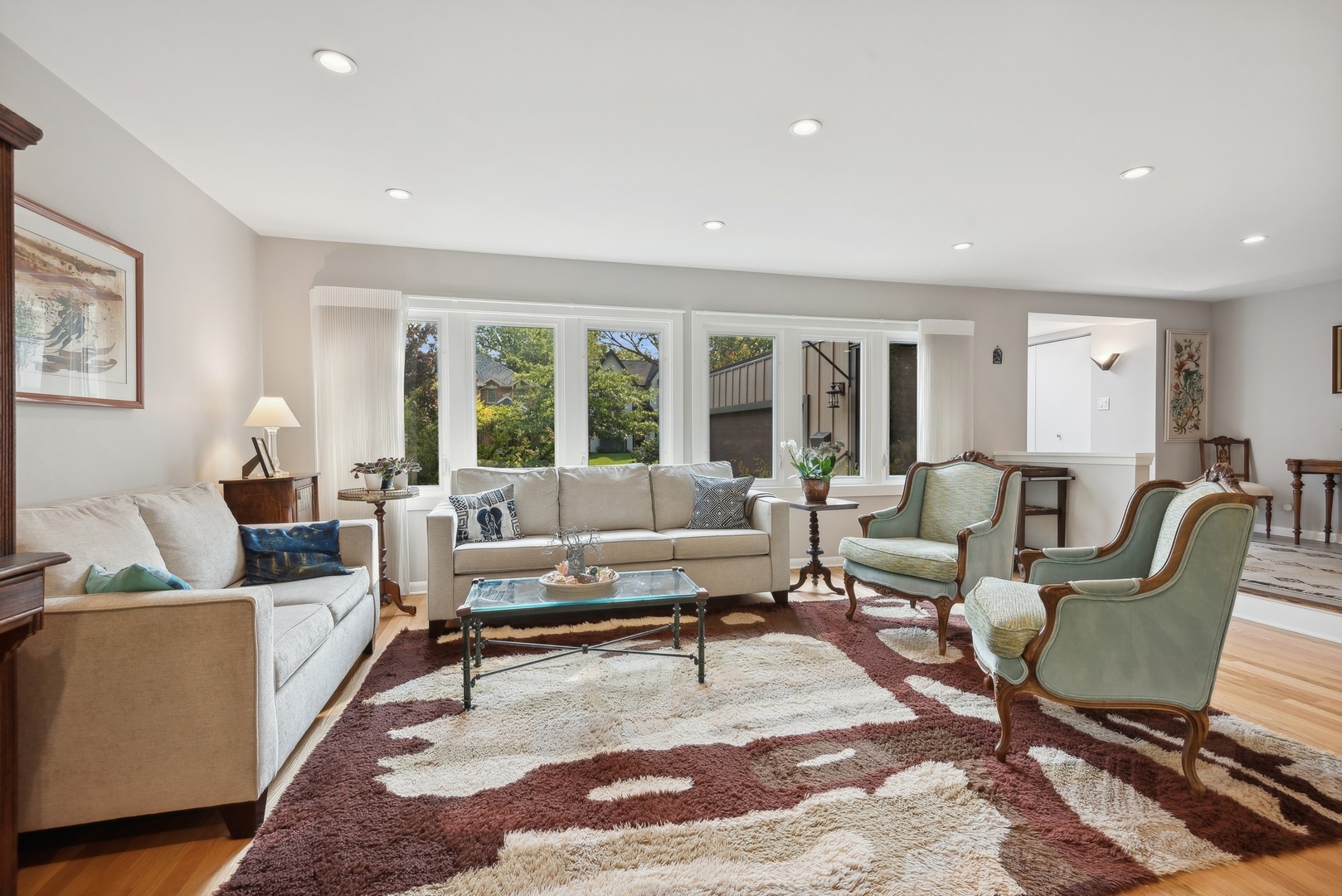 816 Echo Lane Glenview, IL 60025 - Photo 3 of 25 a living room with furniture and a large window