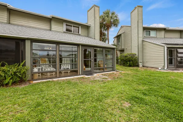 $300,000 | 3280 Northeast Holly Creek Drive, Jensen Beach, FL 34957