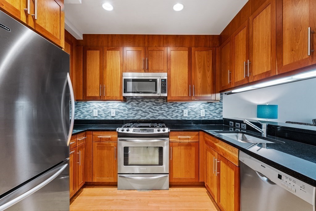 80 Broad Street, Unit 806 Boston, MA 02110 - Photo 3 of 14