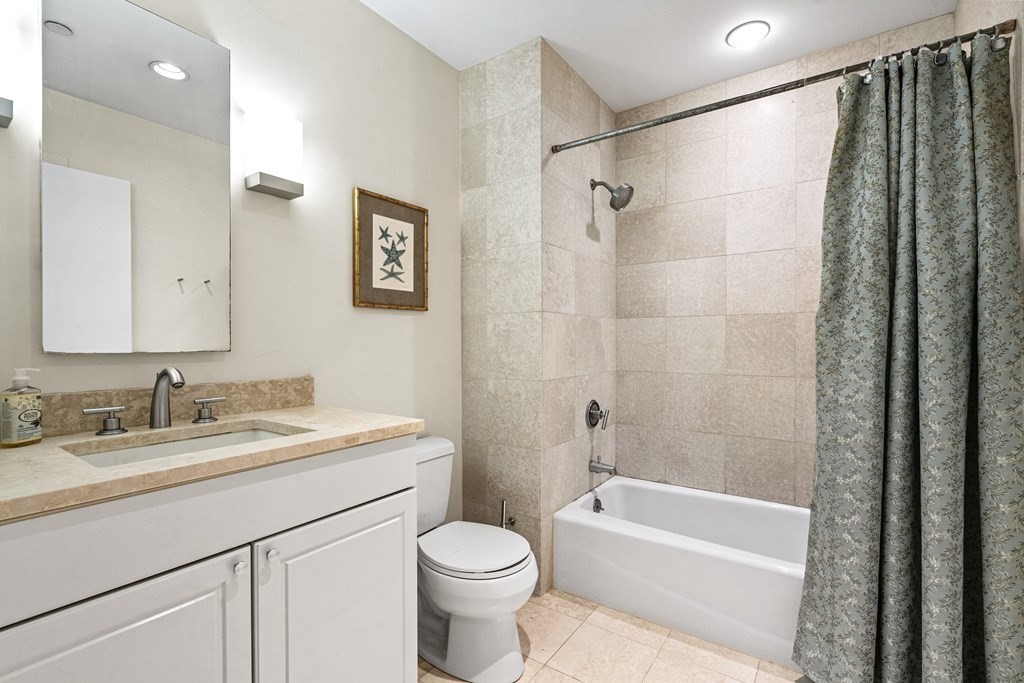 80 Broad Street, Unit 806 Boston, MA 02110 - Photo 8 of 14