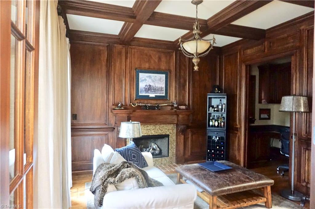 792 Roslyn Road Winston-Salem, NC 27104 - Photo 12 of 30 Gallery Image 12