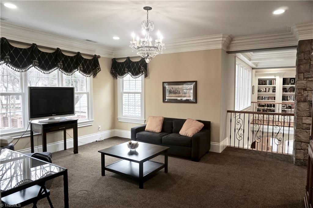 792 Roslyn Road Winston-Salem, NC 27104 - Photo 19 of 30 Gallery Image 19