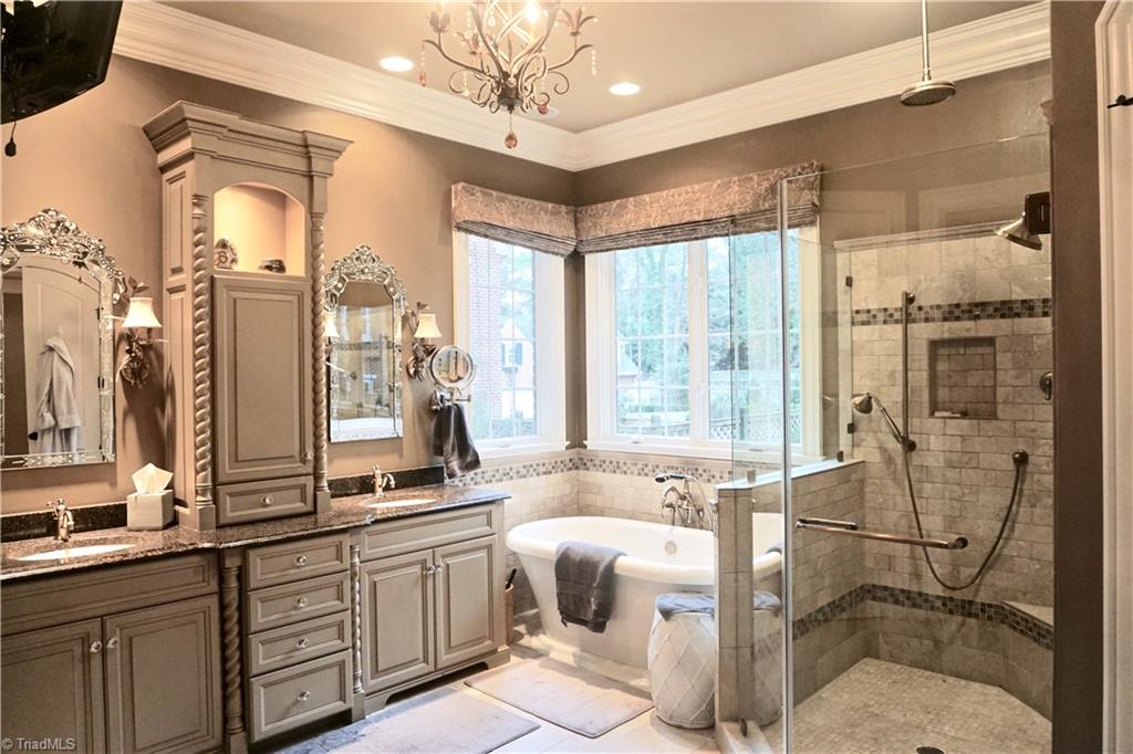792 Roslyn Road Winston-Salem, NC 27104 - Photo 25 of 30 Gallery Image 25