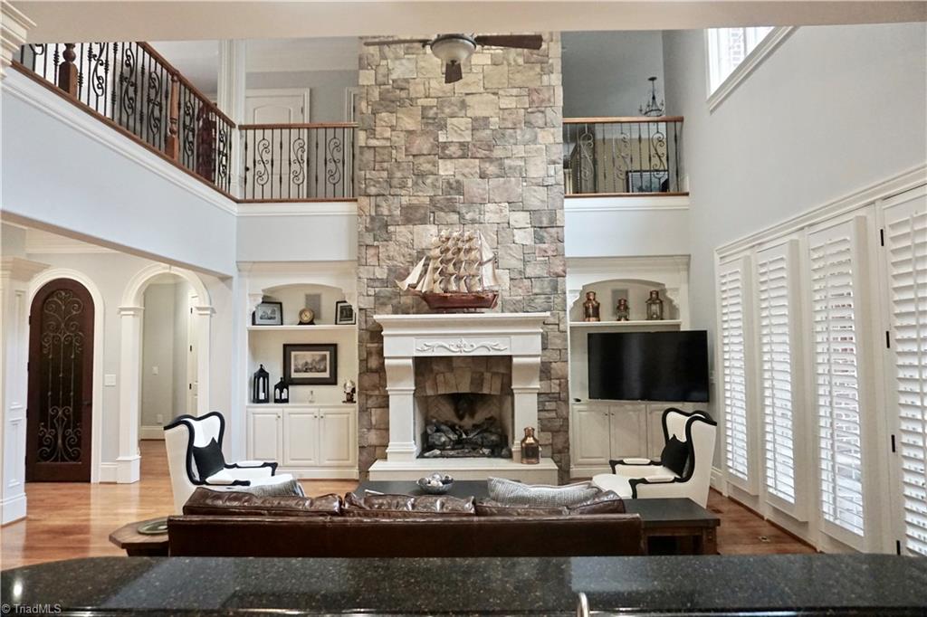 792 Roslyn Road Winston-Salem, NC 27104 - Photo 7 of 30 Gallery Image 7